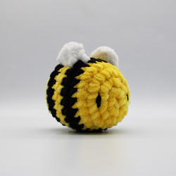 Peluche abeille en crochet