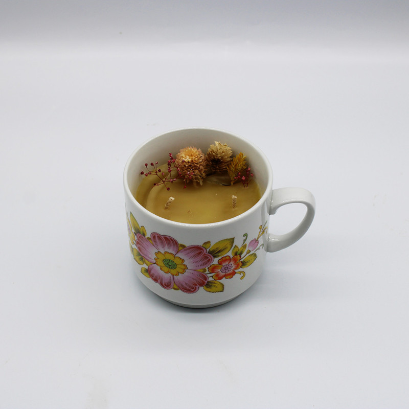 Bougie à la cire d’abeille Farouche x Atelier Déco'Logie