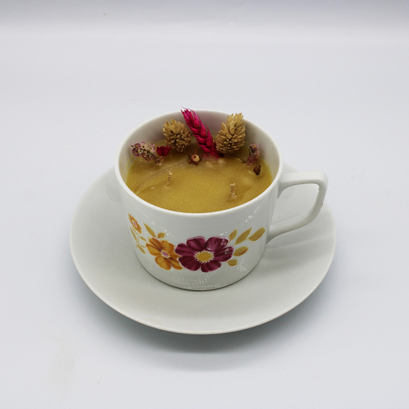 Bougie à la cire d’abeille Farouche x Atelier Déco'Logie