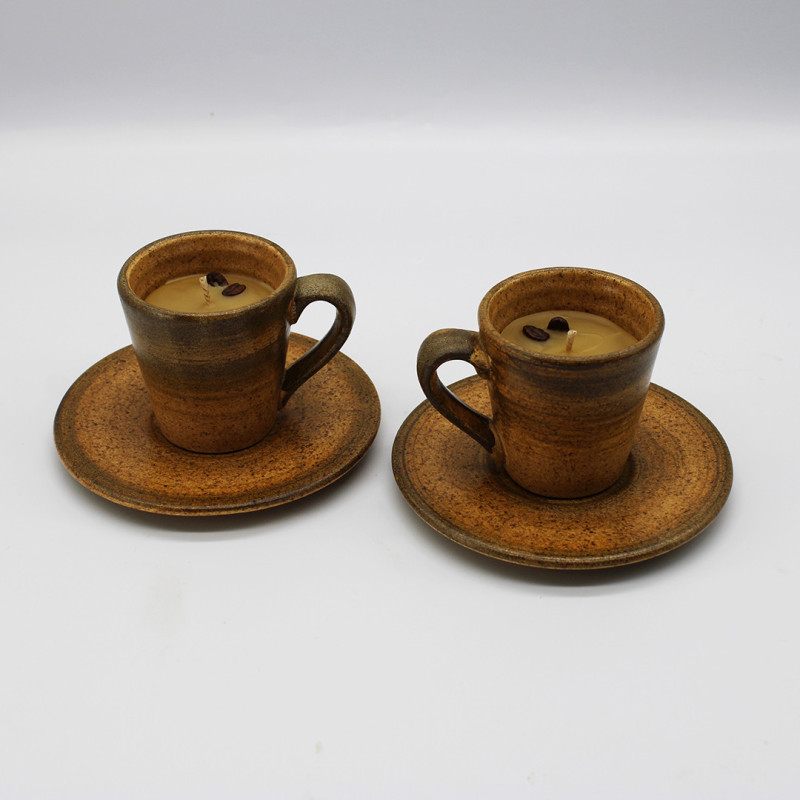 Bougie à la cire d’abeille Farouche x Atelier Déco'Logie